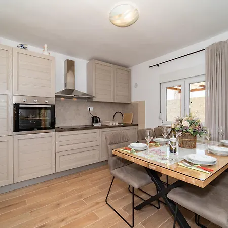 Villa Iva Donje Rastane